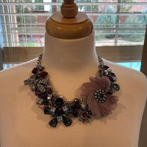 Beautiful White House Black Market necklace